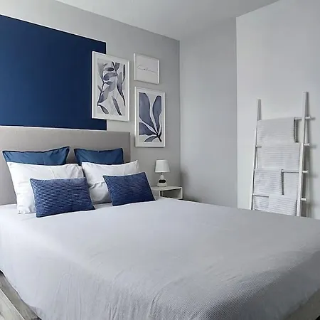 Apartment T4 Centre-ville, A 5 Min A Pied *